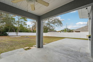 Addison St-033