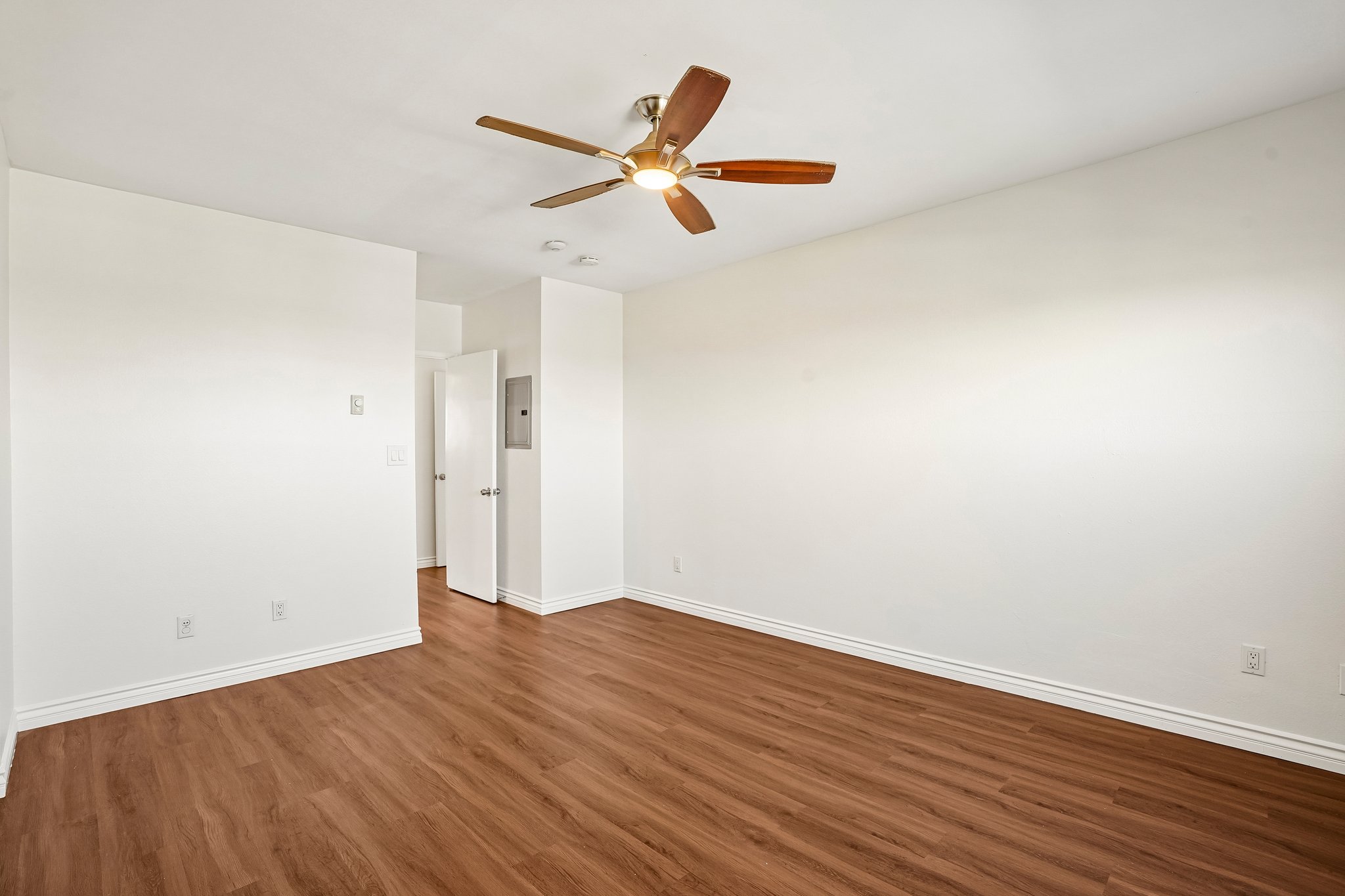 Camino Real 510-S2804-025.jpg