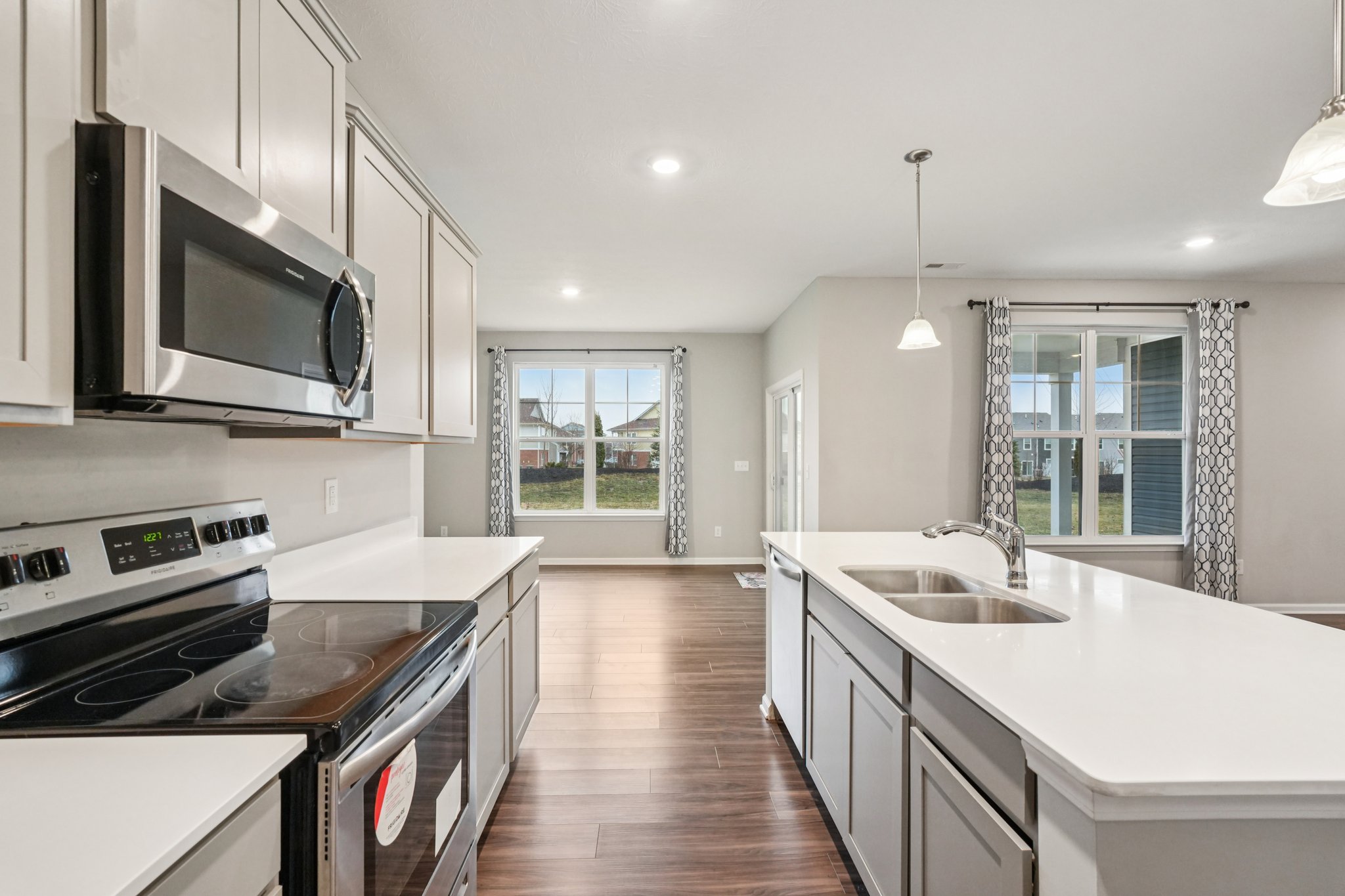 Cortland Ln-S1101-019.jpg