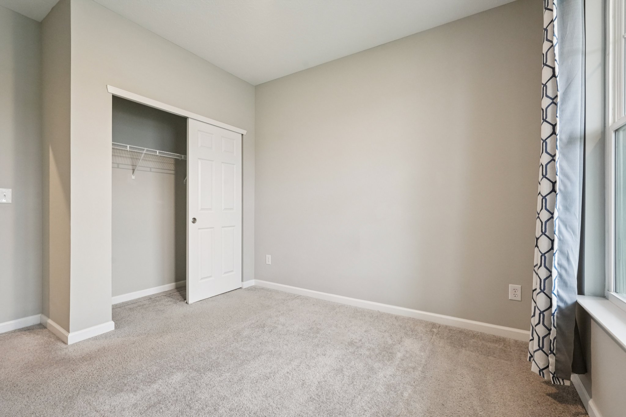 Cortland Ln-S1101-023.jpg