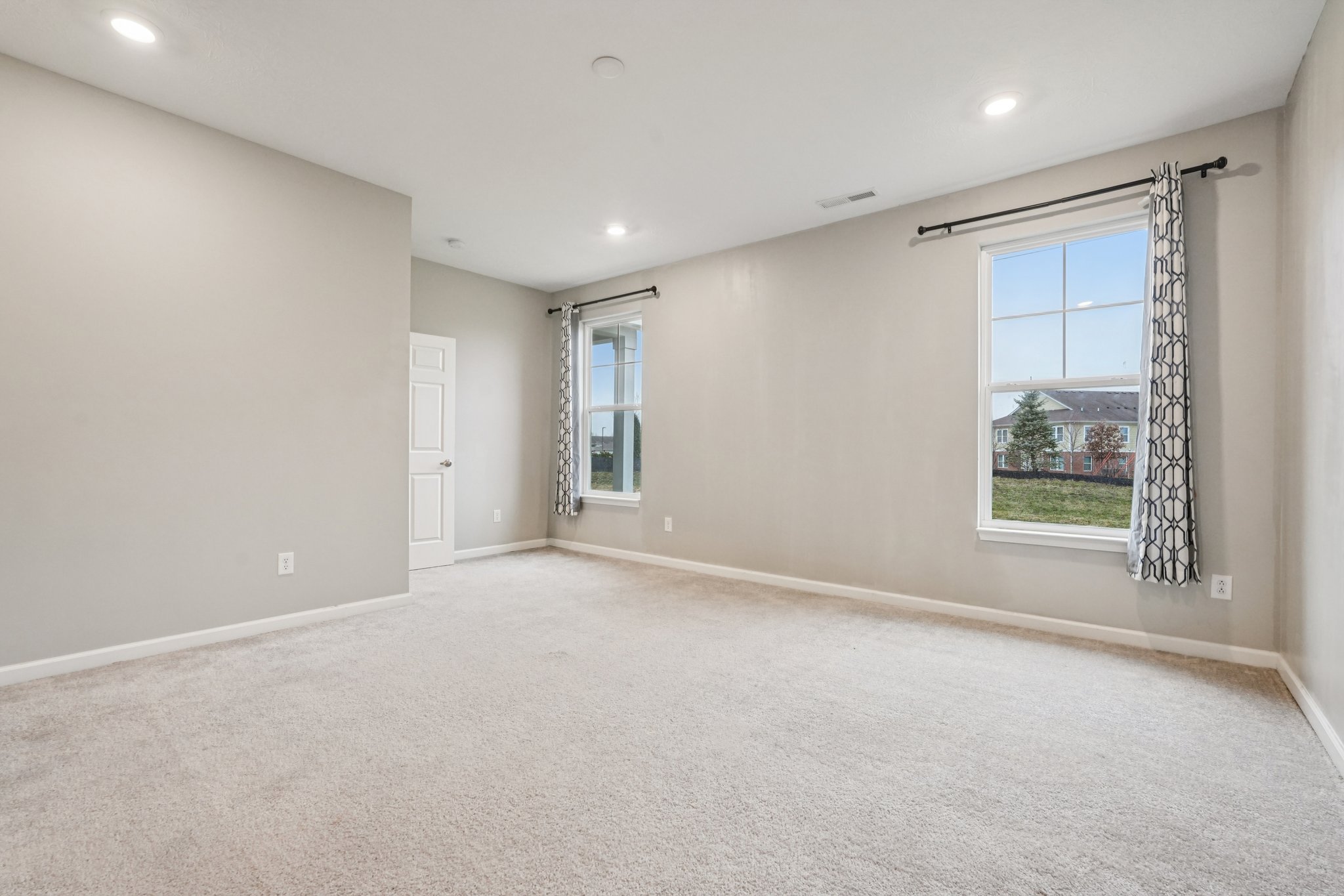 Cortland Ln-S1101-036.jpg