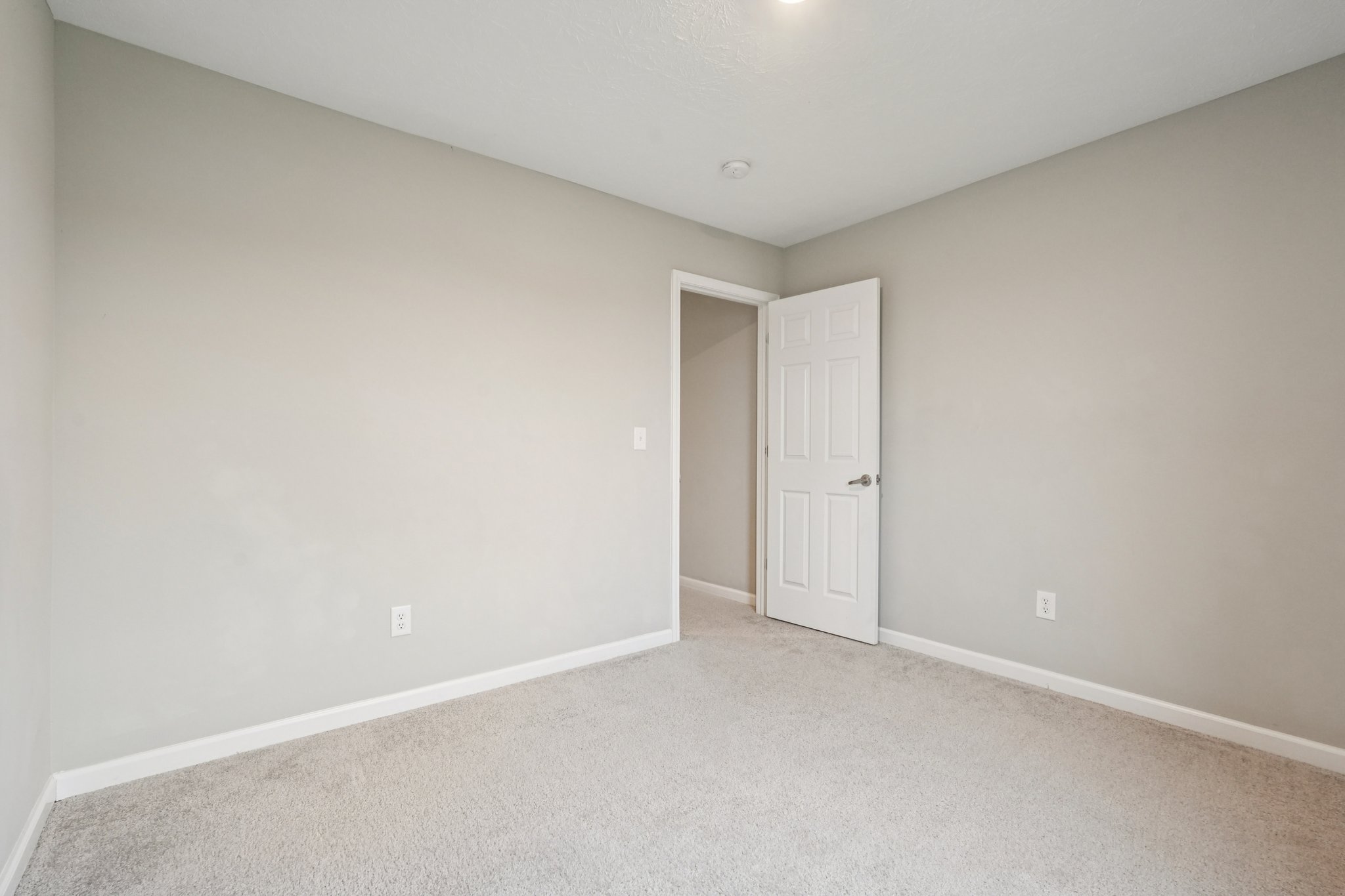 Cortland Ln-S1101-052.jpg