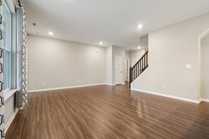 Cortland Ln-S1101-011.jpg