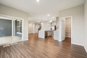 Cortland Ln-S1101-013.jpg