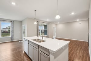 Cortland Ln-S1101-018.jpg