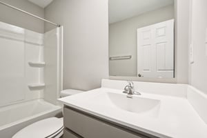 Cortland Ln-S1101-048.jpg