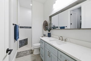 Photo 46