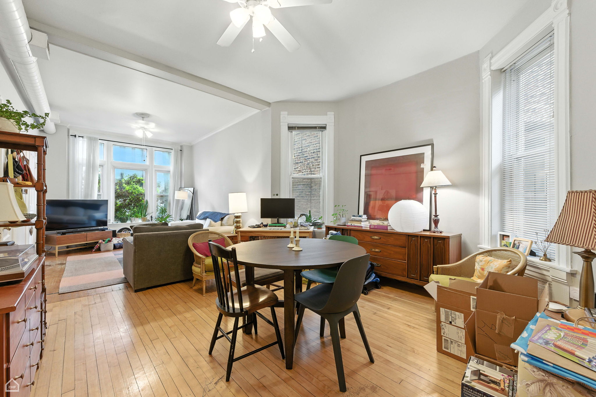 1108 N Wolcott Ave - 1_003