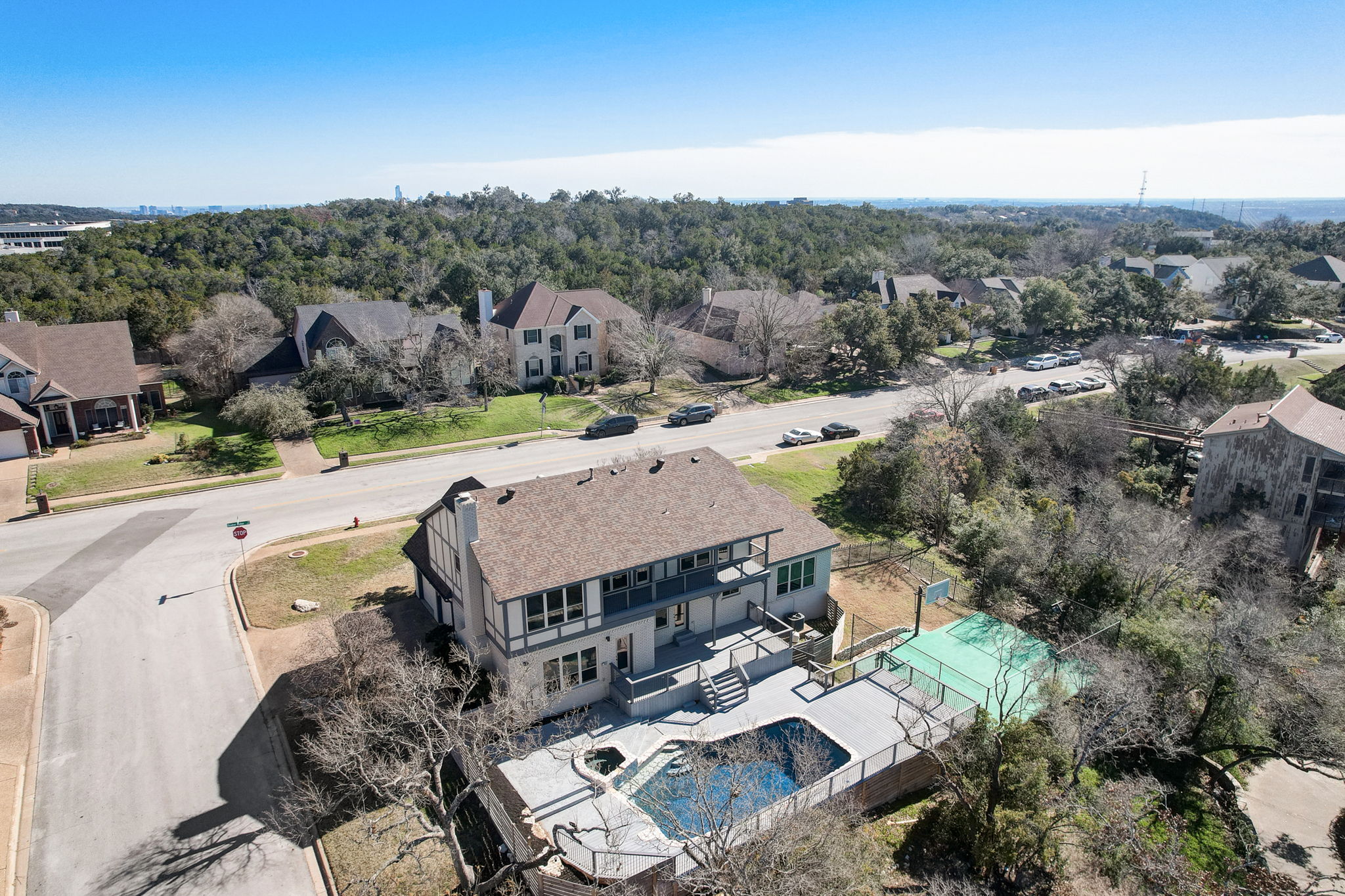 Quaker Ridge Dr-075