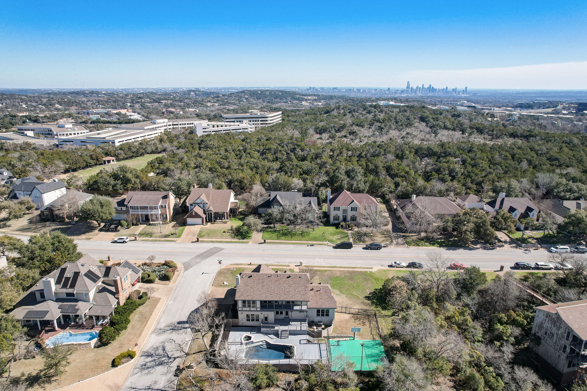 Quaker Ridge Dr-073