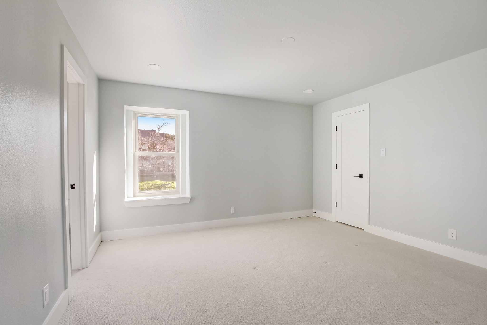 Quaker Ridge Dr-038