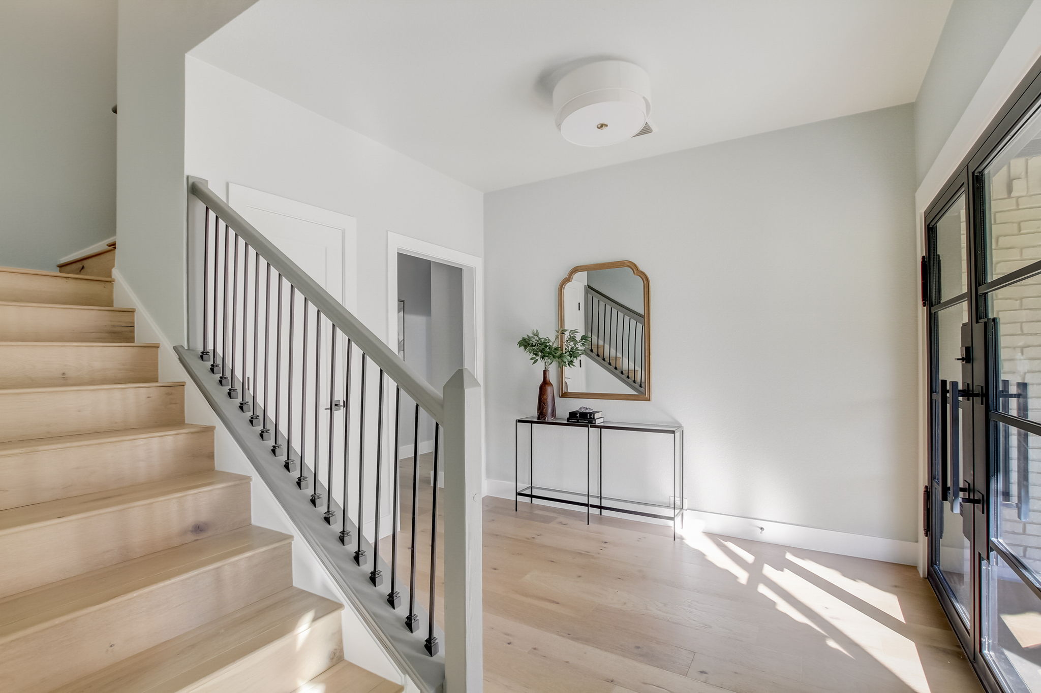 Quaker Ridge Dr-010
