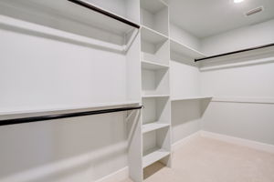 Quaker Ridge Dr-052