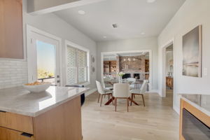 Quaker Ridge Dr-023