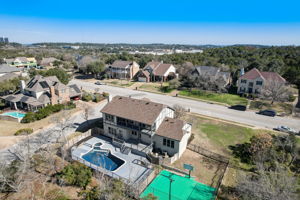 Quaker Ridge Dr-077