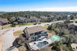 Quaker Ridge Dr-075