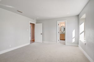 Quaker Ridge Dr-039