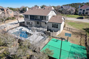 Quaker Ridge Dr-081
