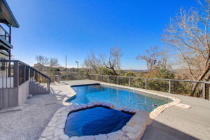 Quaker Ridge Dr-057