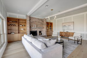 Quaker Ridge Dr-028