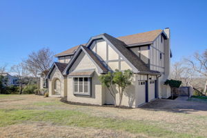 Quaker Ridge Dr-004