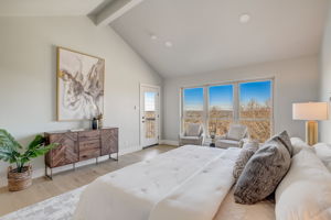 Quaker Ridge Dr-046