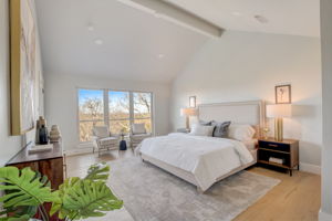 Quaker Ridge Dr-044