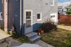  Photo 47