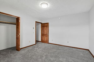  Photo 37
