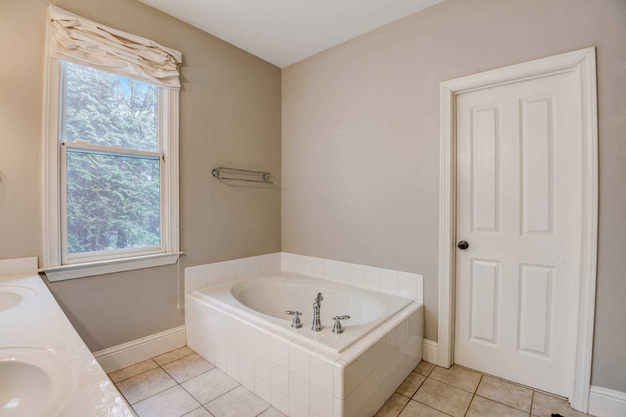 Mckenna Pl SE-018