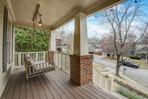 Mckenna Pl SE-007