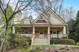 Mckenna Pl SE-002