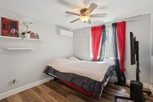 S Dacotah St-1605-010.jpg