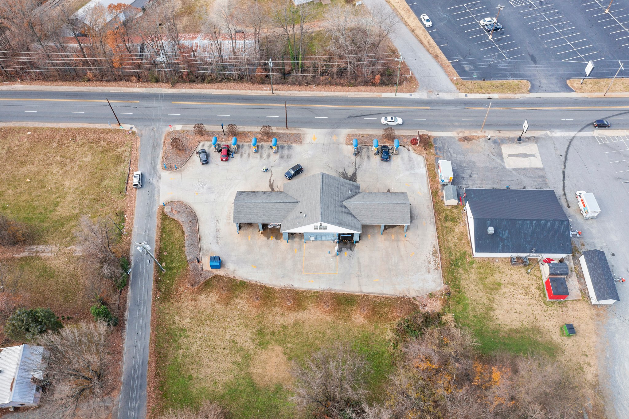 1109 S Main St, Lexington, NC 27292, USA Photo 8