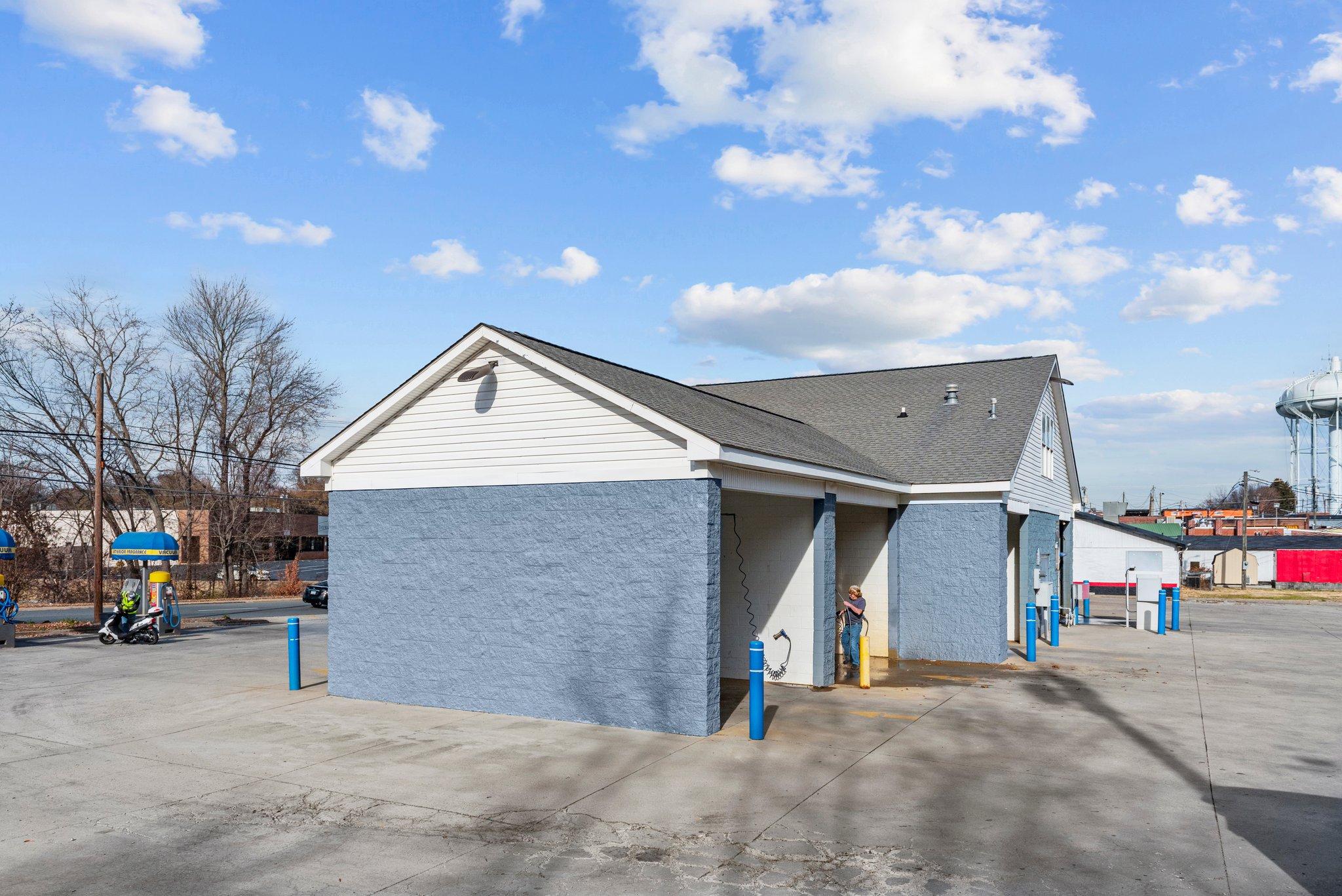 1109 S Main St, Lexington, NC 27292, USA Photo 12