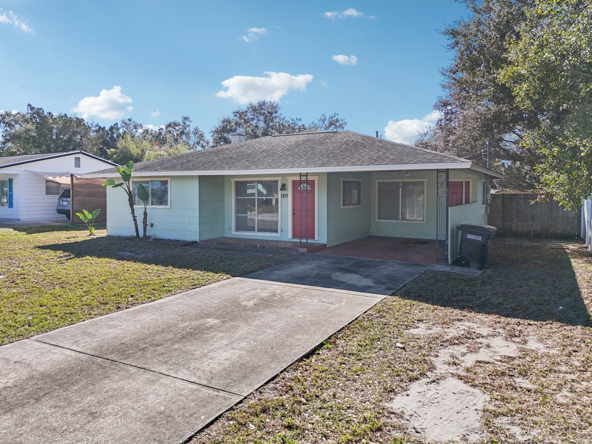 Sunnydale Dr-S0701-003.jpg