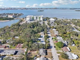 Sunnydale Dr-S0701-009.jpg