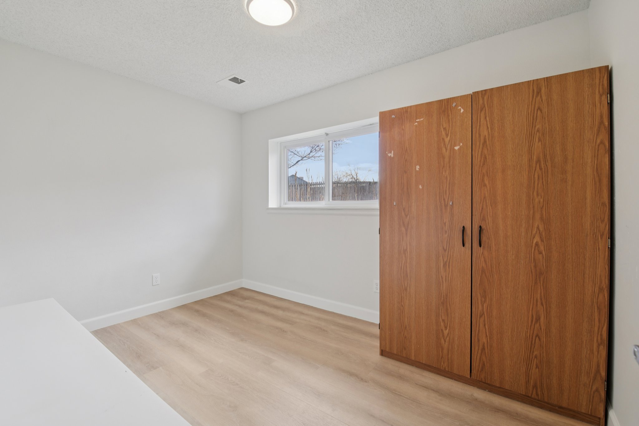 W 104th Dr-S1803-019.jpg