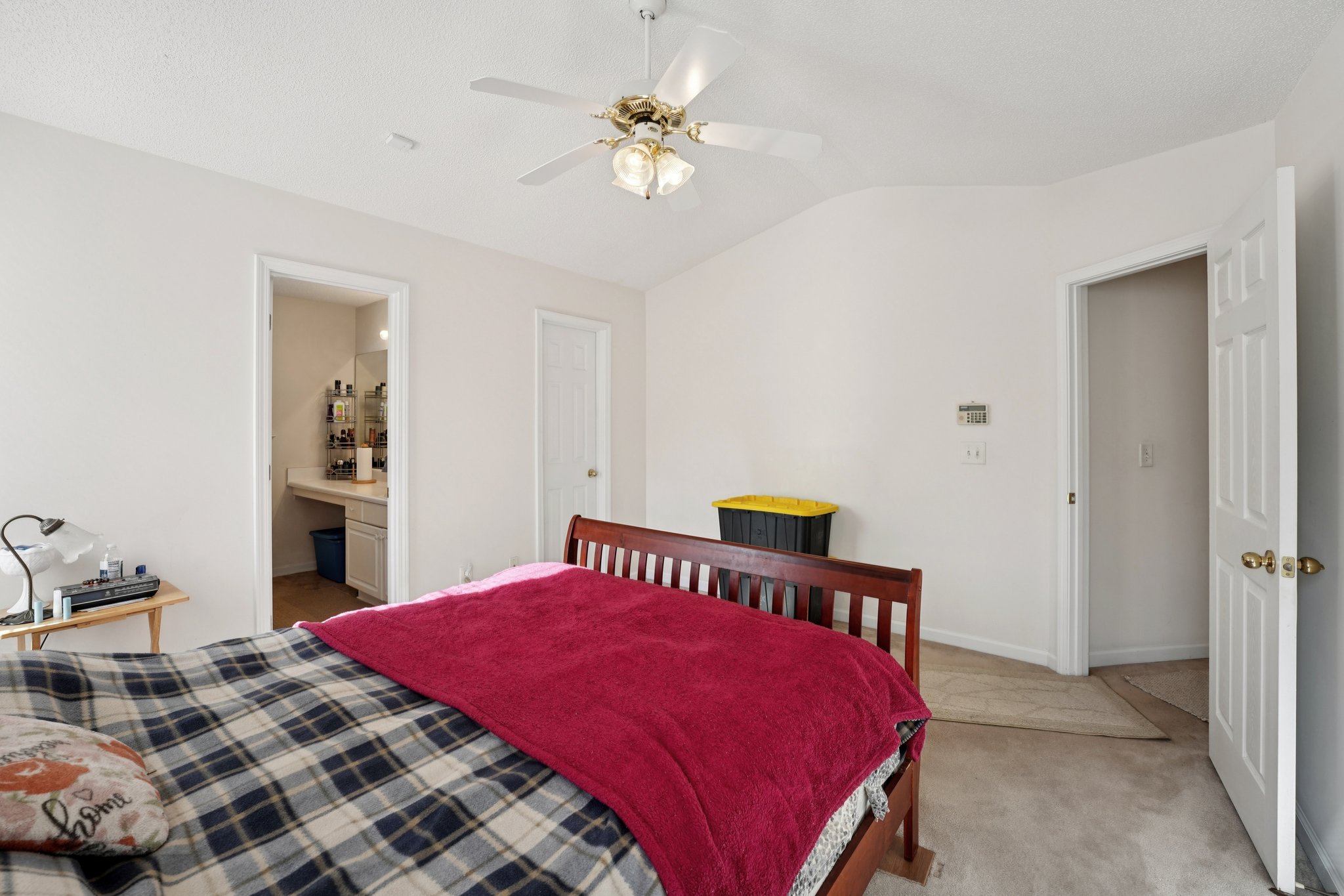 Bainbridge Ct-S1301-028.jpg