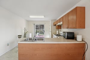 Bainbridge Ct-S1301-015.jpg