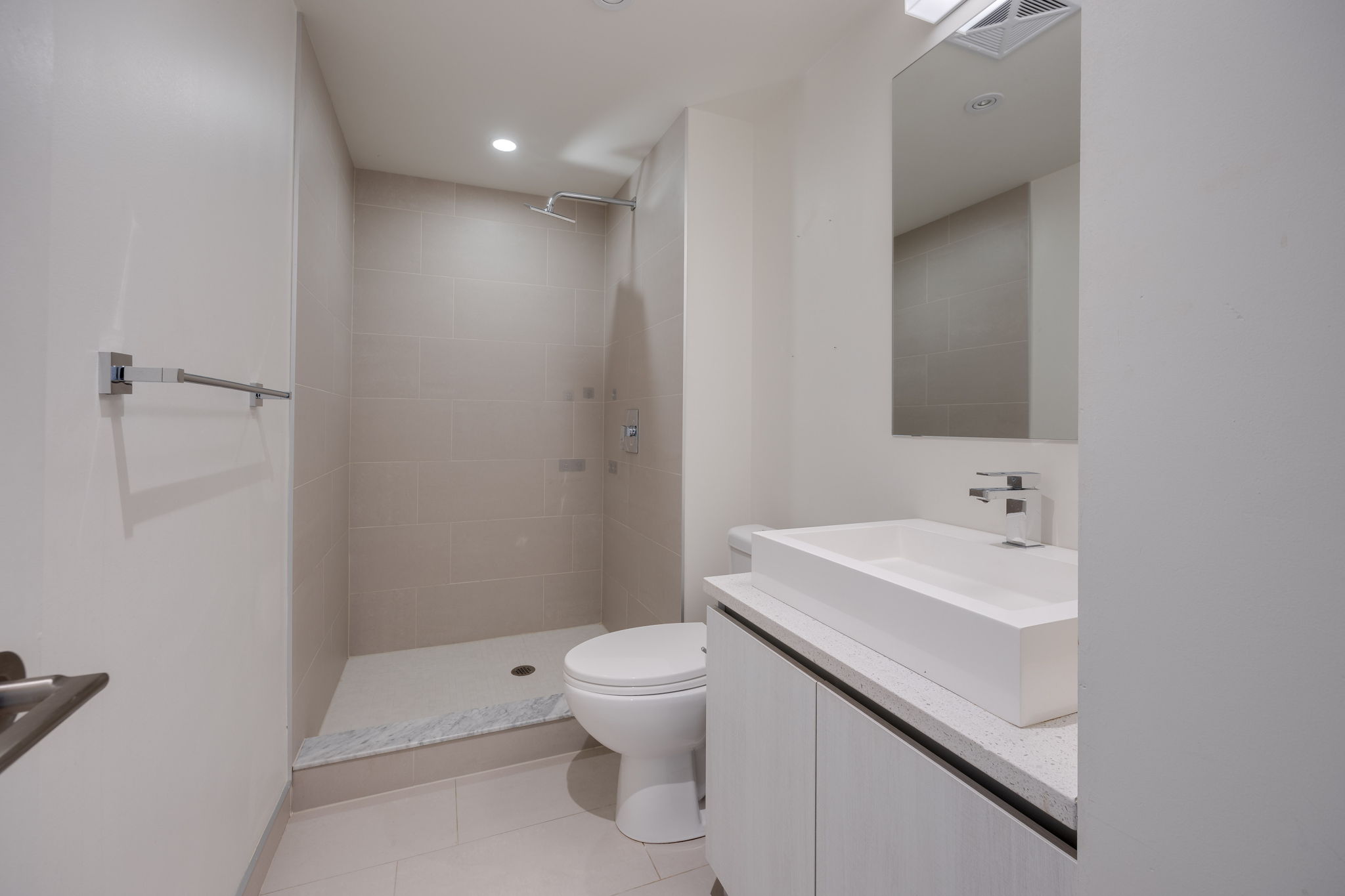 Toronto property showcase — delivered property photograph 14