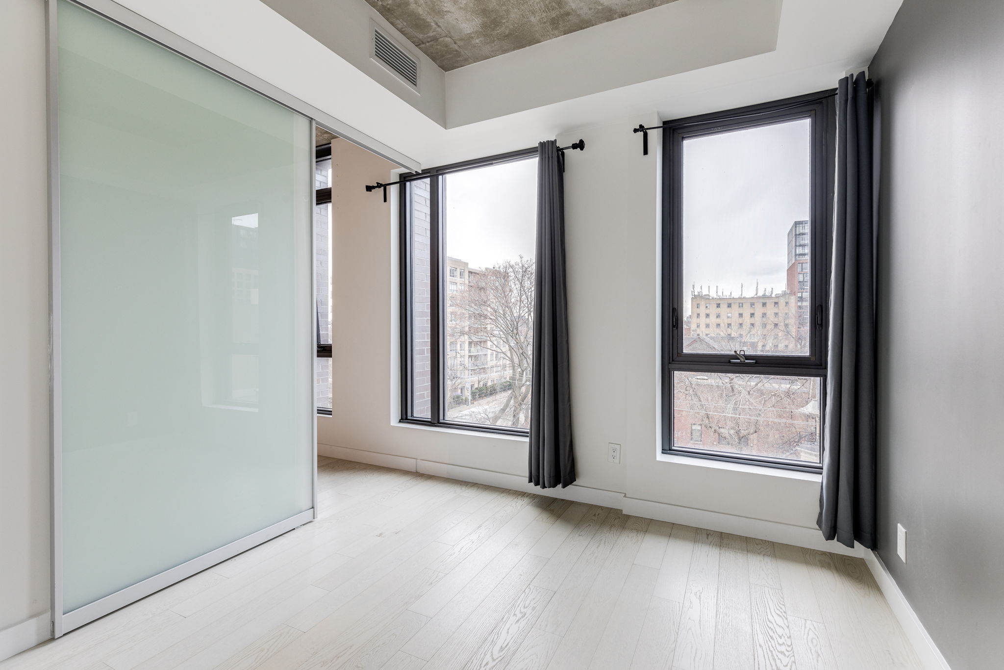 Toronto property showcase — delivered property photograph 15