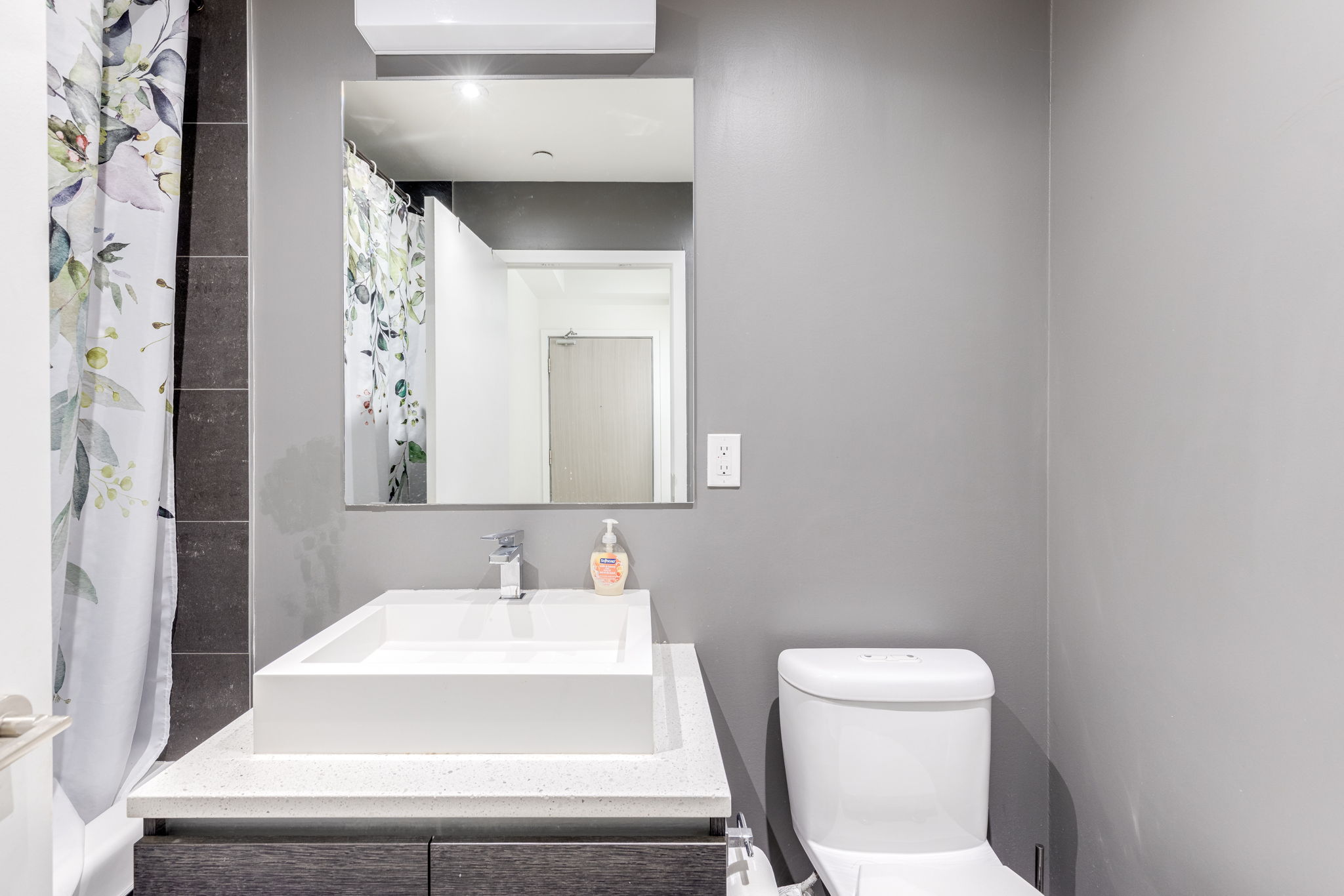 Toronto property showcase — delivered property photograph 18