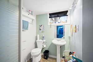 Photo 47