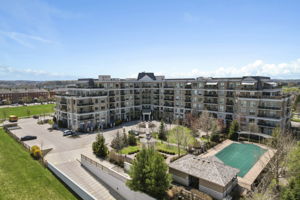 111 Civic Square Gate 605