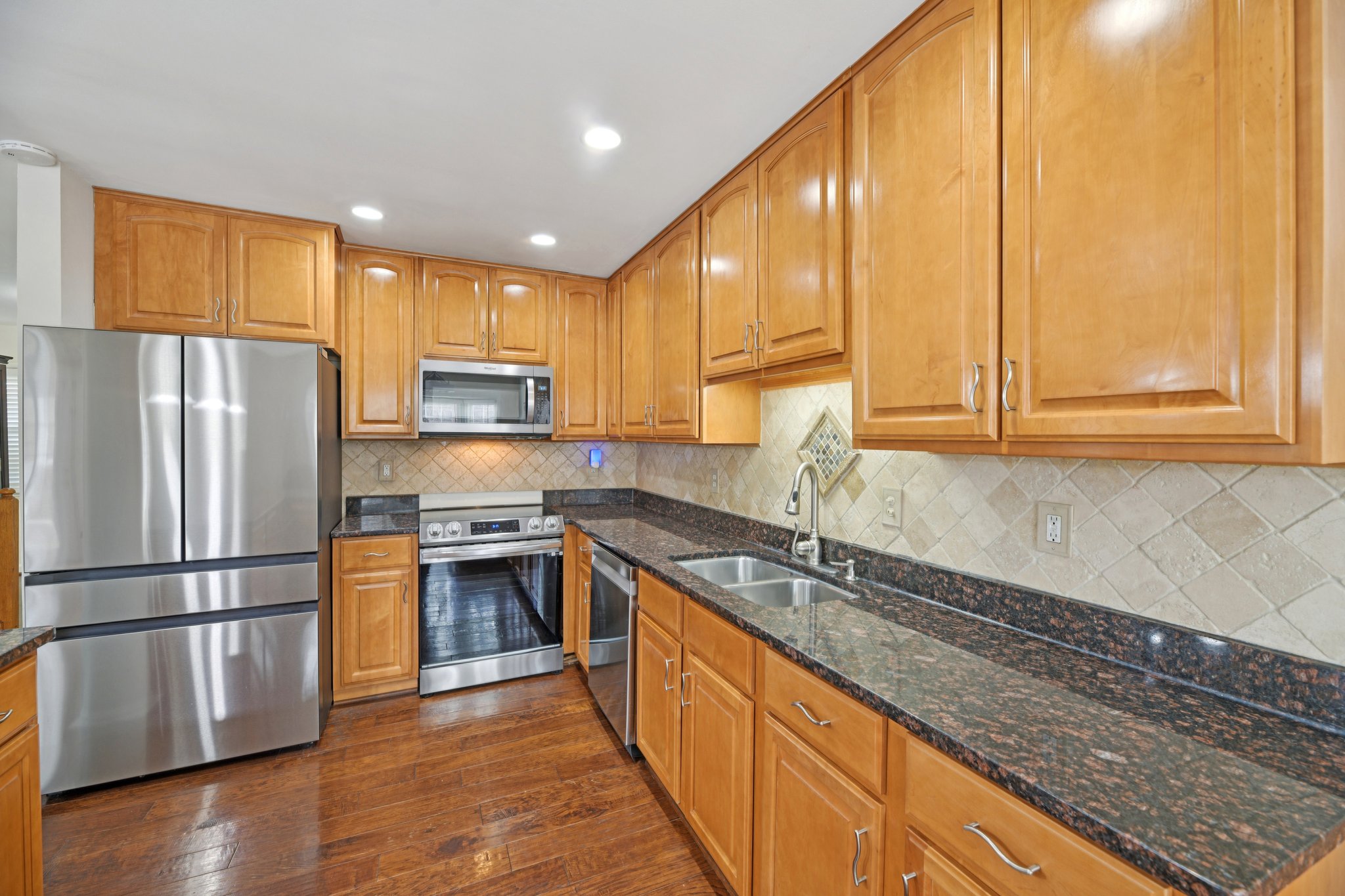 Connemara Dr-S2502-007.jpg