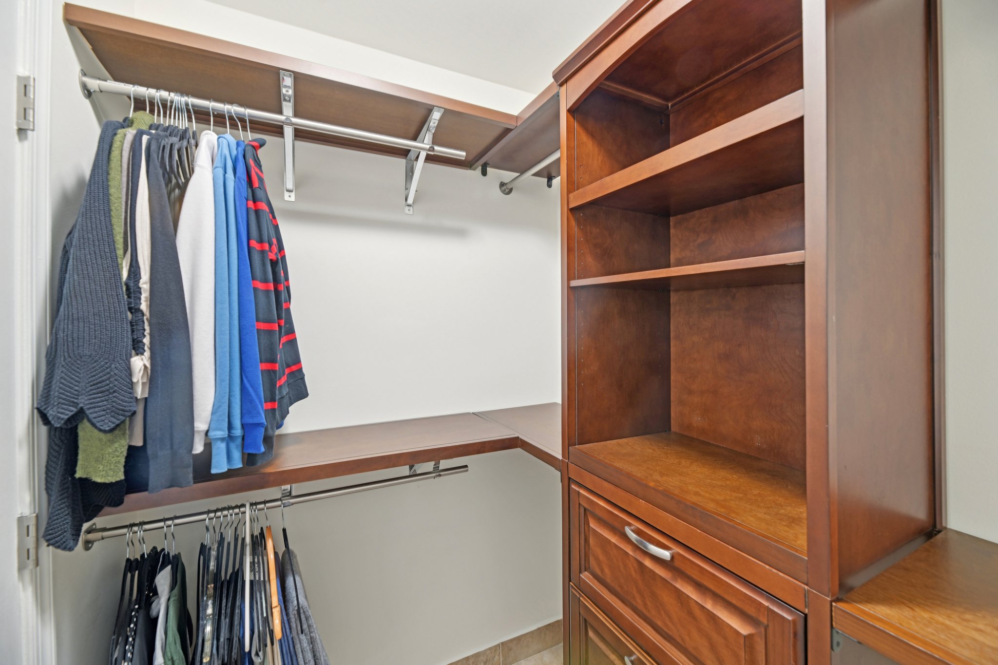 Connemara Dr-S2502-027.jpg