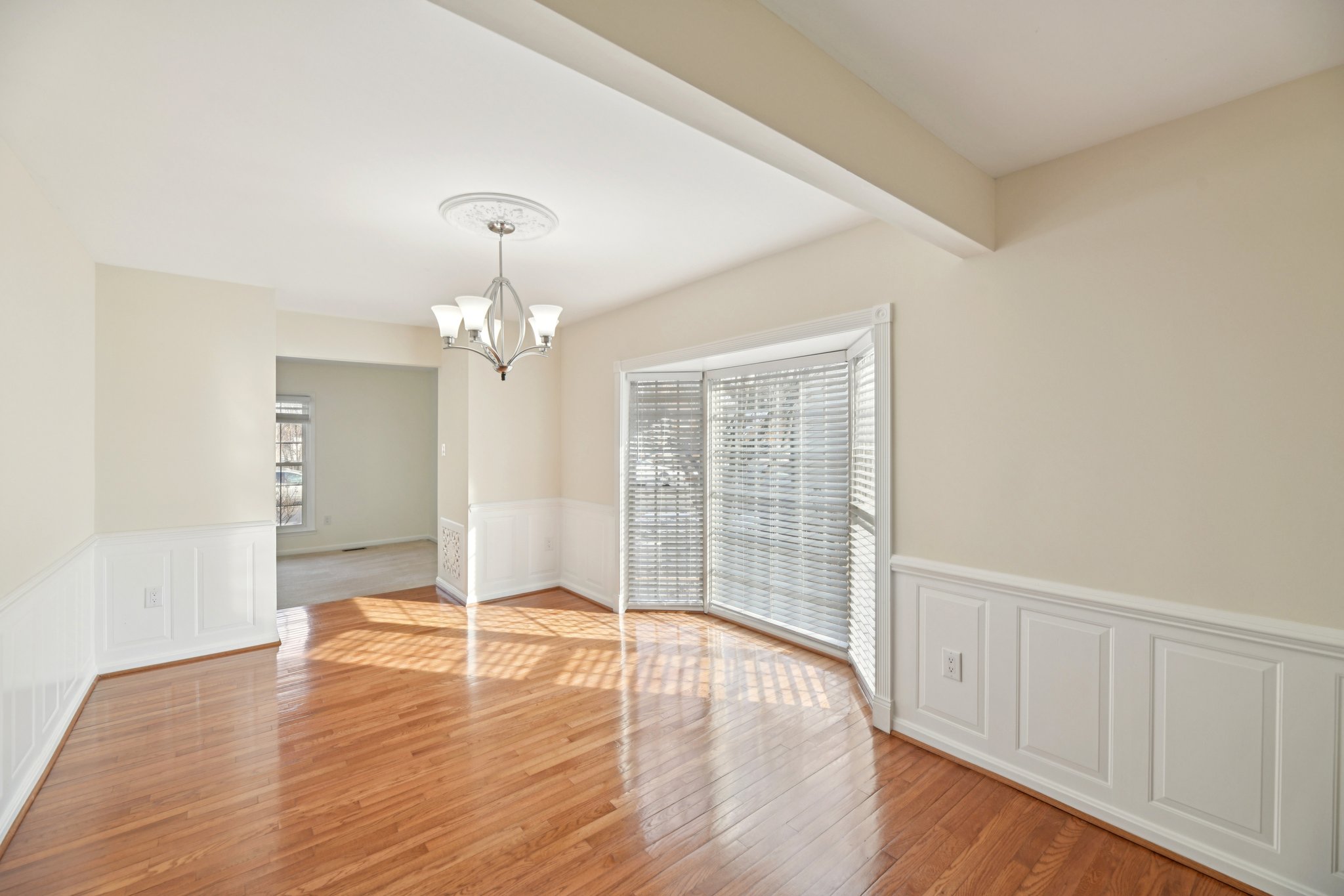 Connemara Dr-S2502-040.jpg