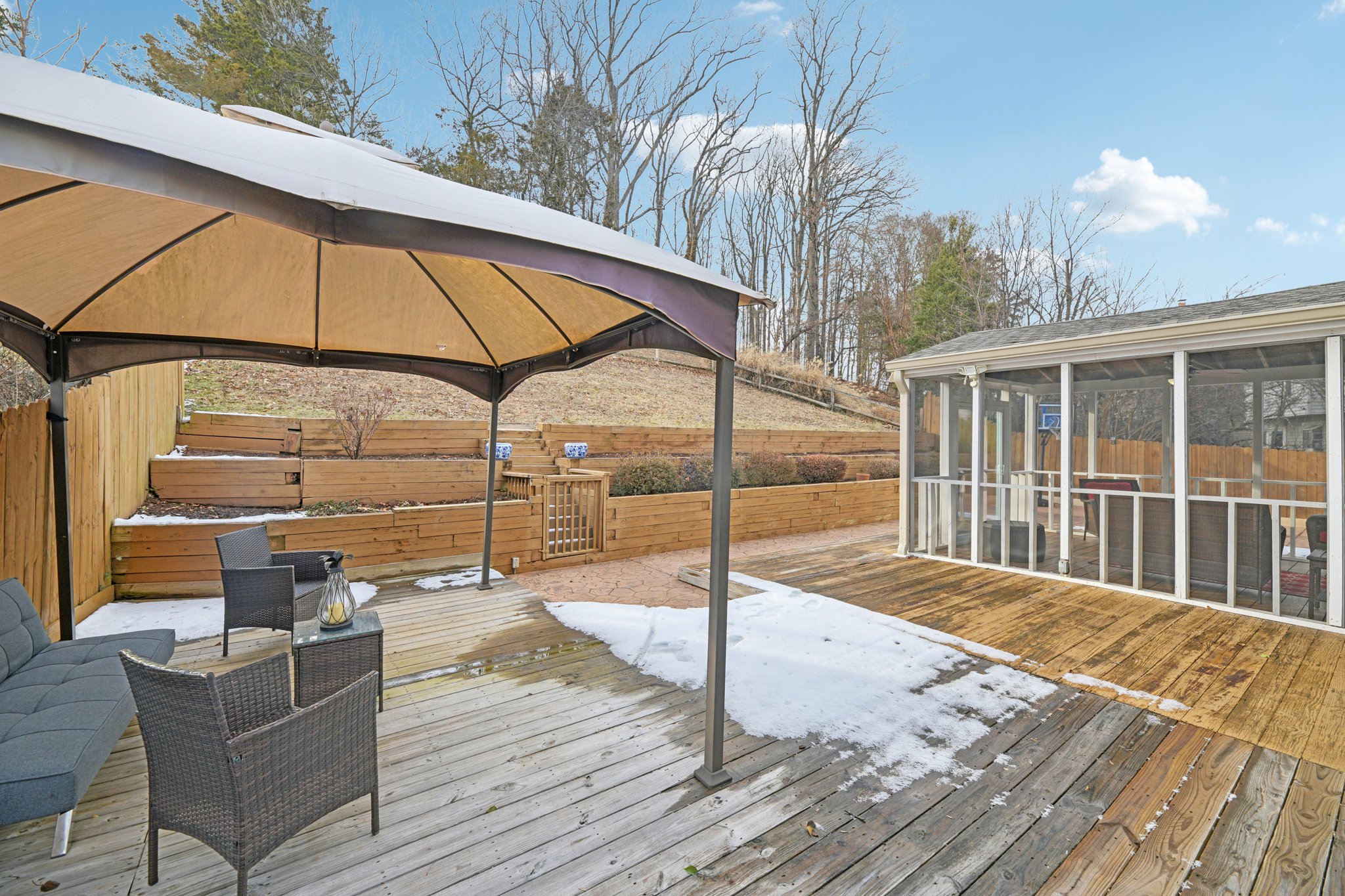 Connemara Dr-S2502-066.jpg