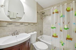 Connemara Dr-S2502-018.jpg